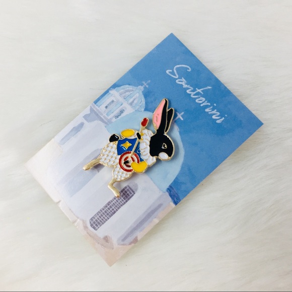 Jewelry - ‼️Must Bundle‼️Rabbit’s Banjo Instrument Pin